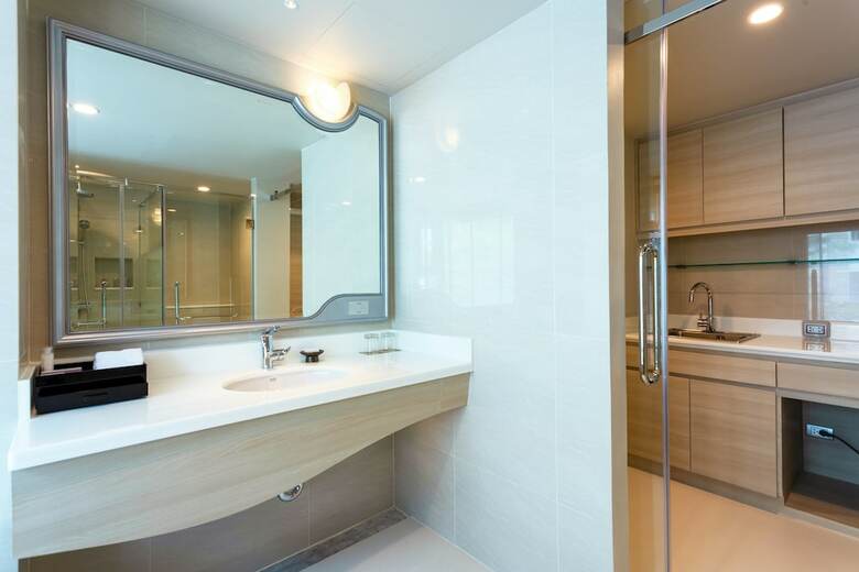 Hotel Centara Sonrisa Residences & Suites Sriracha