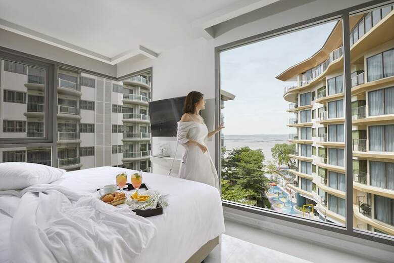 Hotel Centara Sonrisa Residences & Suites Sriracha