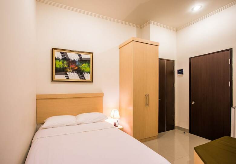 Hotel Jim's Residence