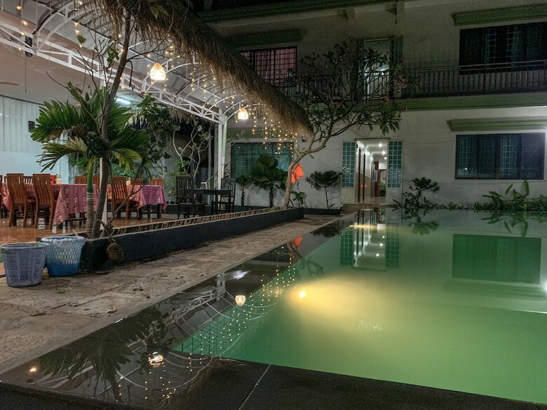 Hotel Cheata Inn
