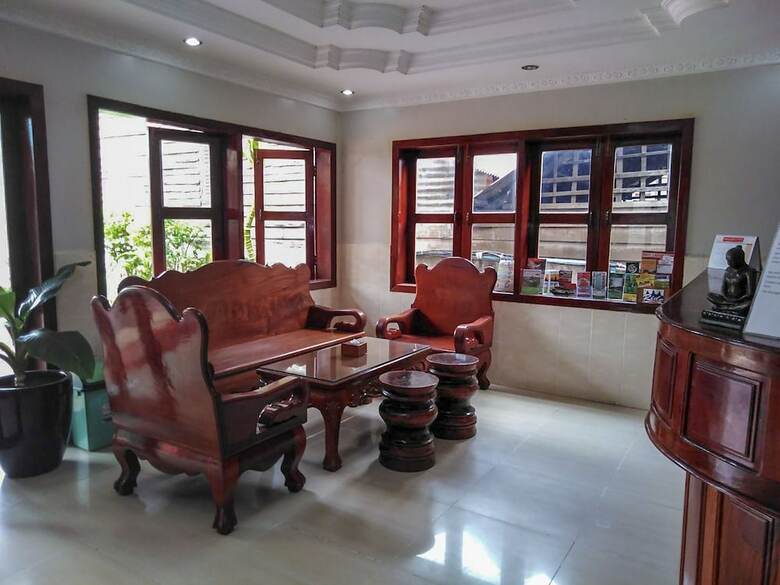 Hotel Cheata Inn