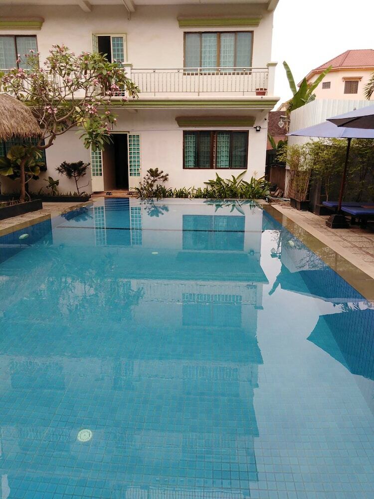 Hotel Cheata Inn
