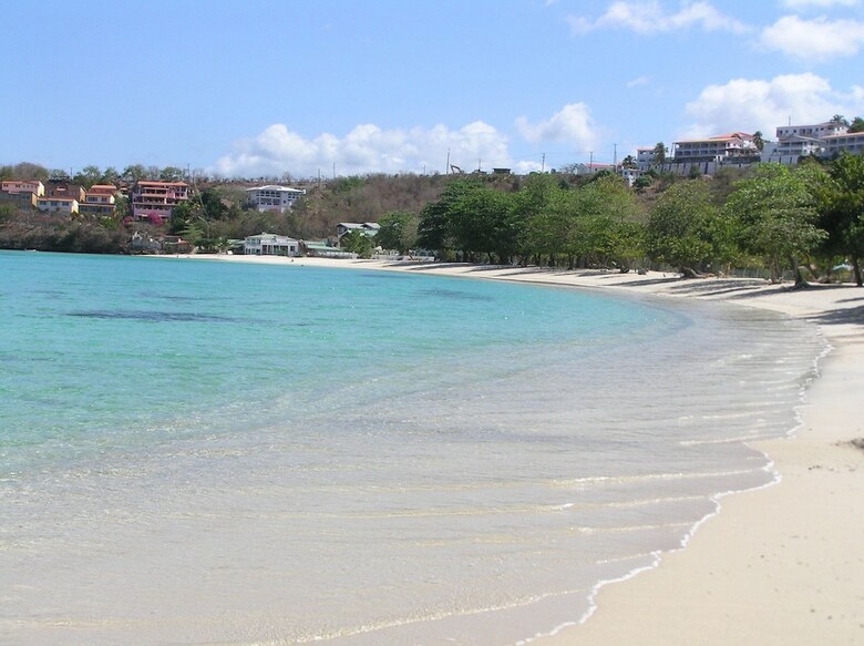 Hotel Kalinago Beach Resort