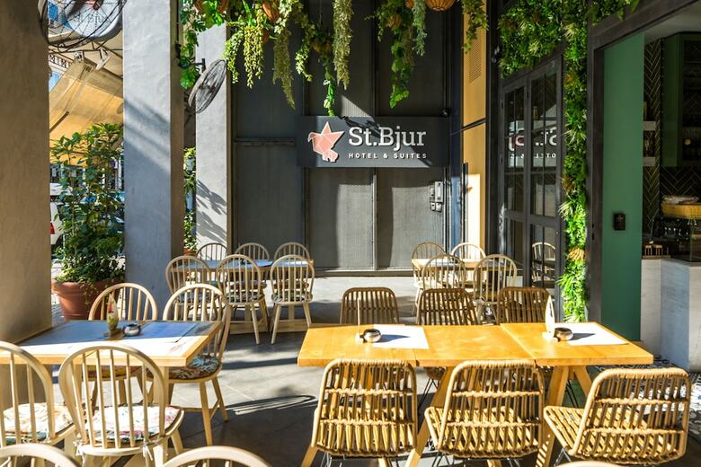 Hotel St. Bjur Suites