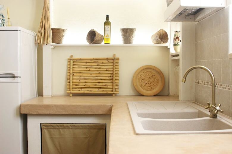 Trullo Madia With Shared Jacuzzi For A Memorable Stay In Nature And Relax
