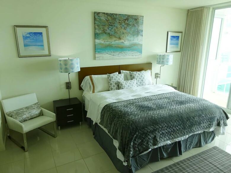 Hotel Ocean Million Dollar View Studio + Balcony #2