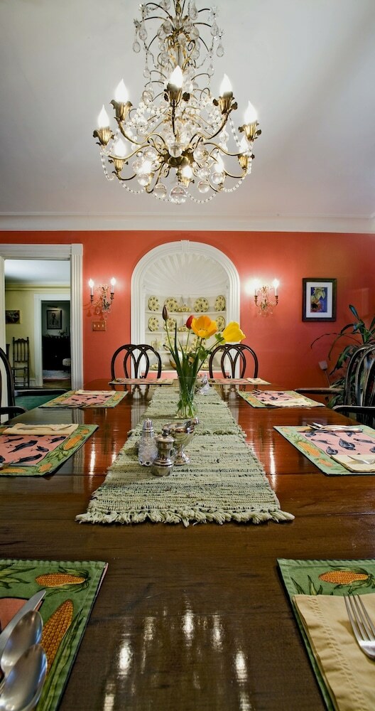 Bed & Breakfast Inn At Bath