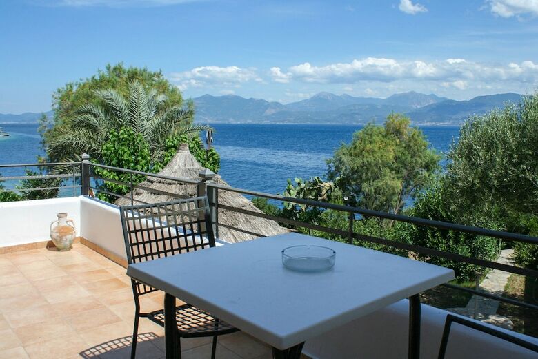 Aparthotel Tsolis Village