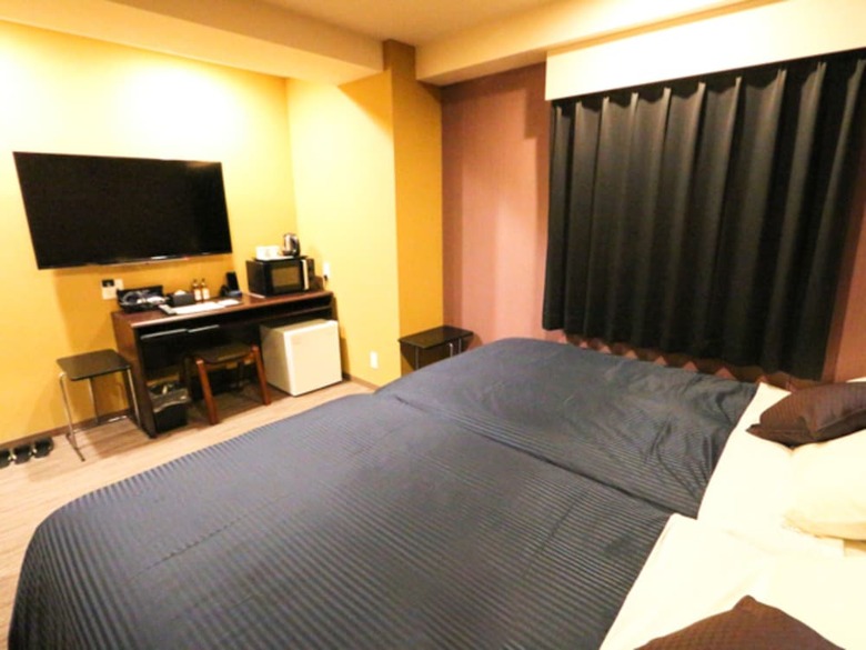 Hotel Livemax Mikawaanjo-ekimae
