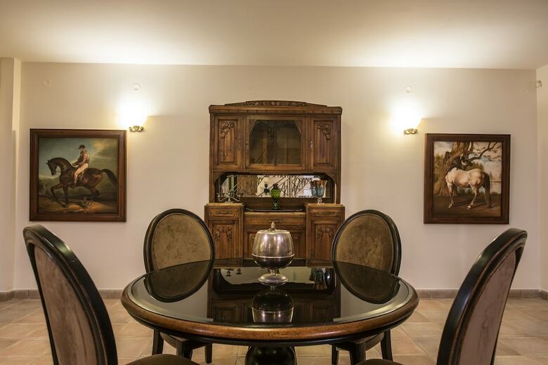 Posada Mansion By Checkin