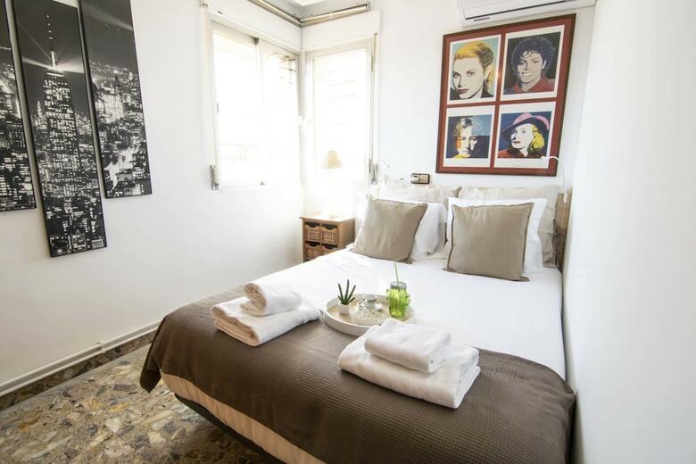 Apartamentos Letmalaga Babel