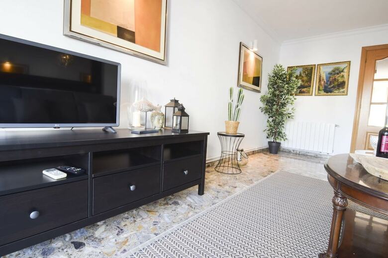 Apartamentos Letmalaga Babel