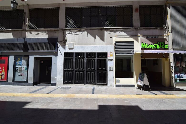 Apartamentos Letmalaga Comedias