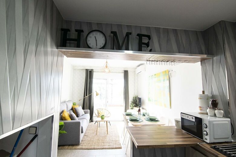 Apartamentos Letmalaga Cremades Beach