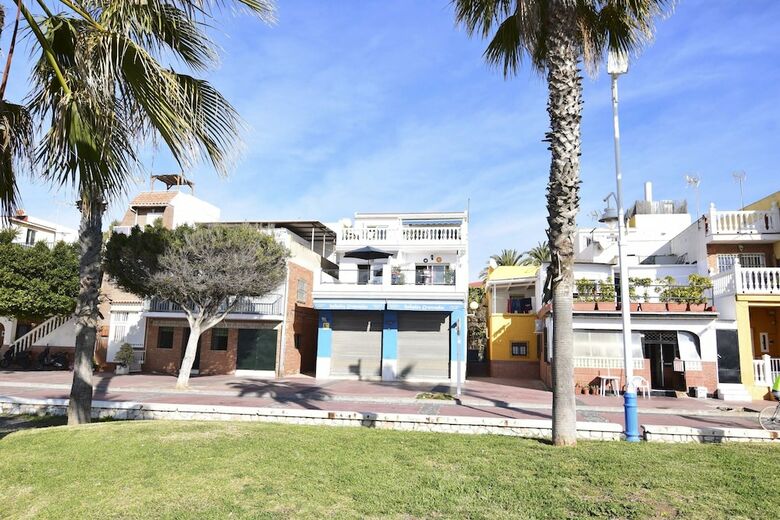 Apartamentos Letmalaga Cremades Beach