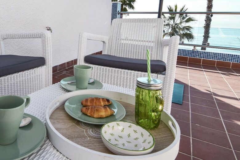Apartamentos Letmalaga Cremades Beach