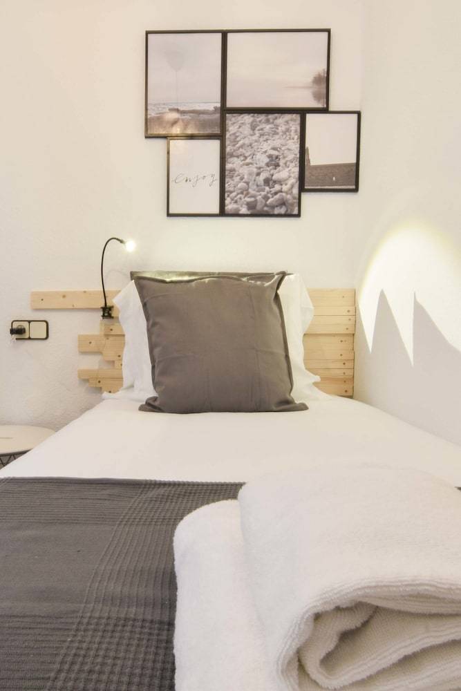 Apartamentos Letmalaga Cremades Beach