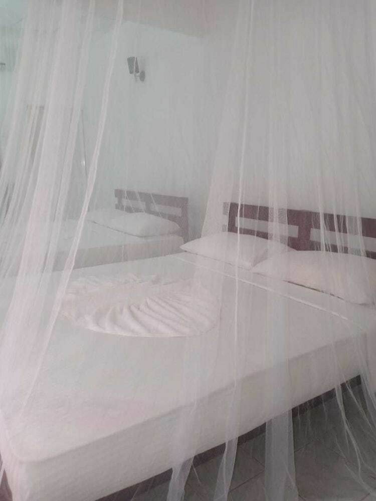 Hotel Diyon Airport Villa