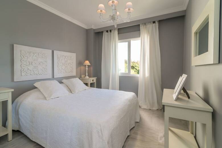 Apartamentos Letmalaga Dama de Noche