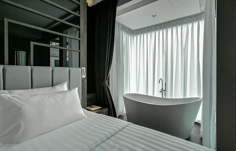 Rak Elegant Hotel Patong