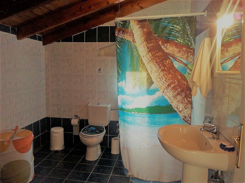 Casa de Blue Studios & Apartments