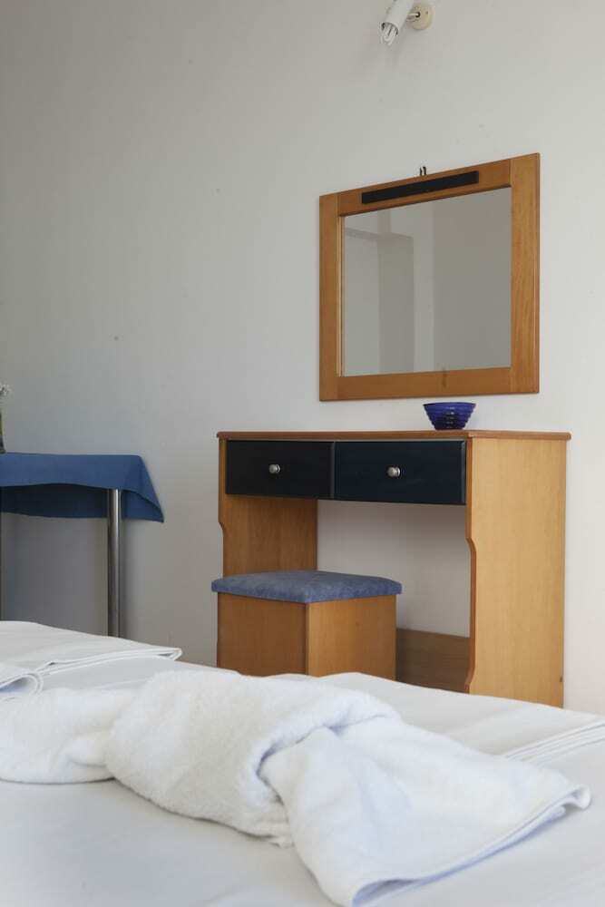 Casa de Blue Studios & Apartments