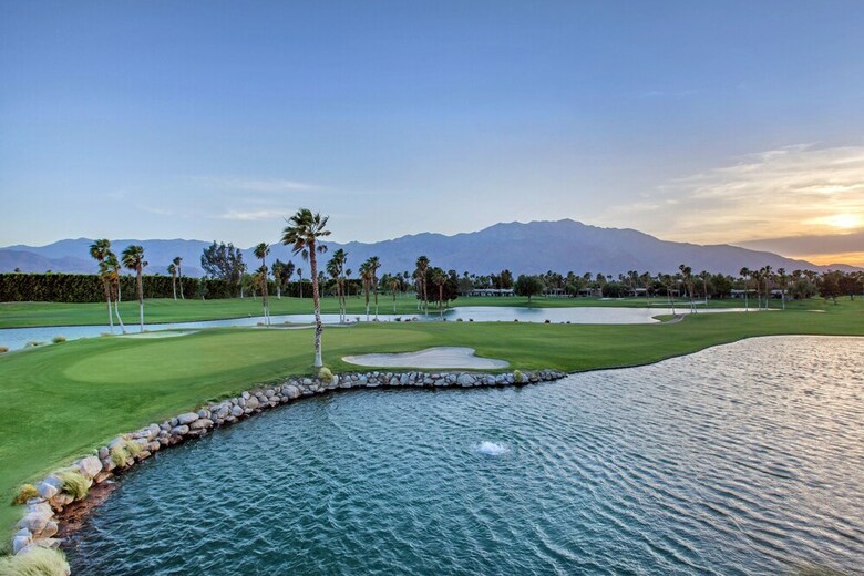 Doubletree By Hilton Hotel Golf Resort Palm Springs