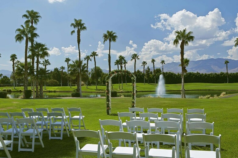 Doubletree By Hilton Hotel Golf Resort Palm Springs