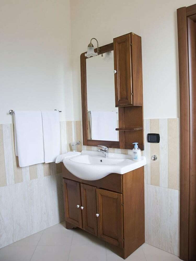Bed And Breakfast Piano Del Re