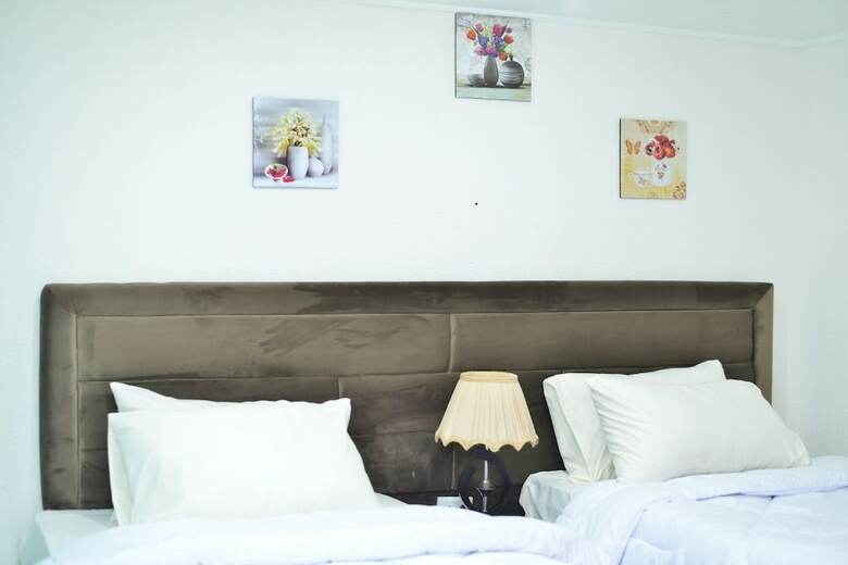 Hostal Gardenia Hotel