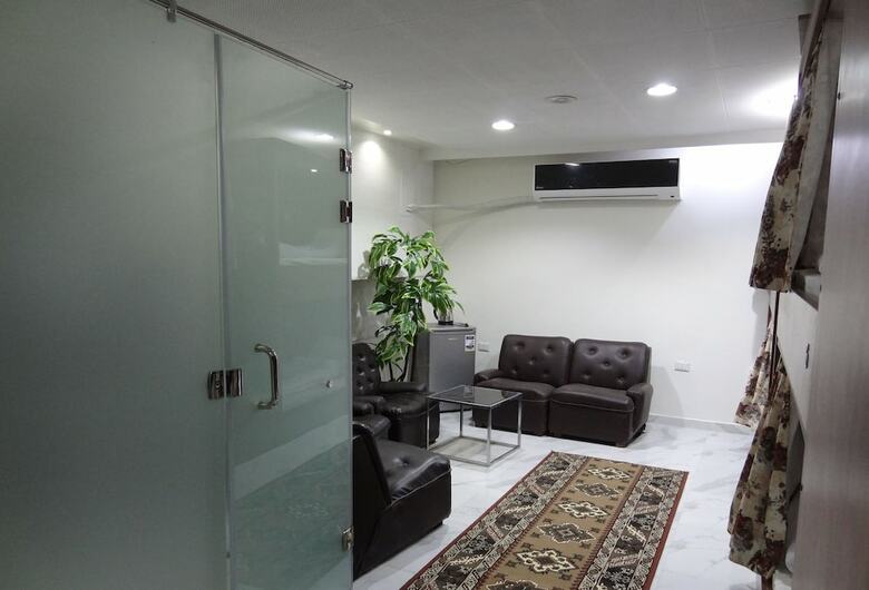 Hostal Gardenia Hotel