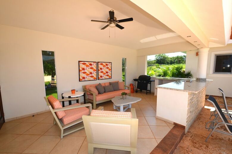 Villa Residencial Casa Linda