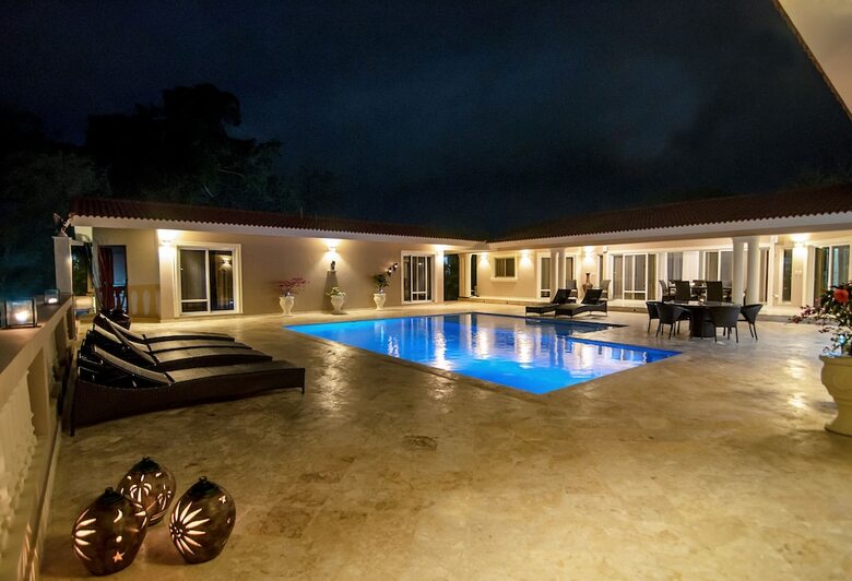 Villa Residencial Casa Linda