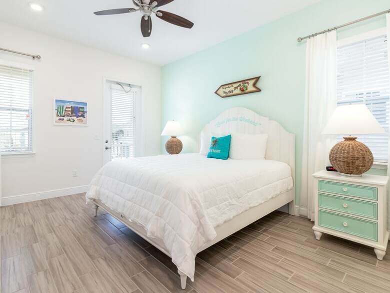 Hotel Margaritaville Cottages Orlando By Vstays