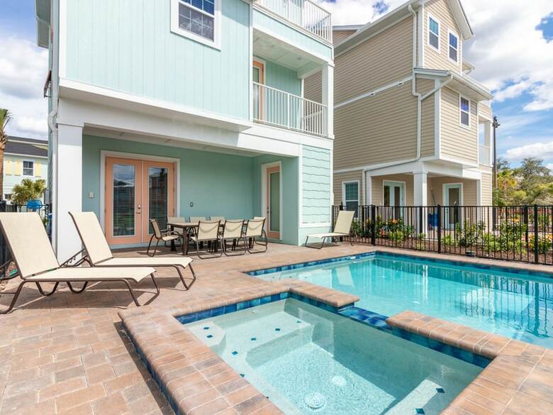 Hotel Margaritaville Cottages Orlando By Vstays