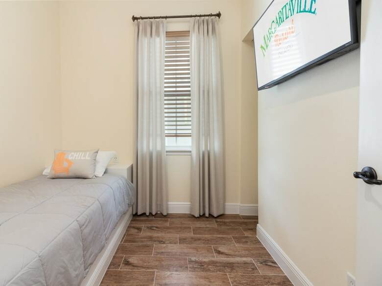 Hotel Margaritaville Cottages Orlando By Vstays