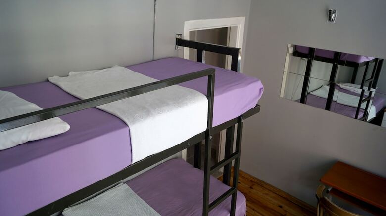 Hostal Windrose Hostel