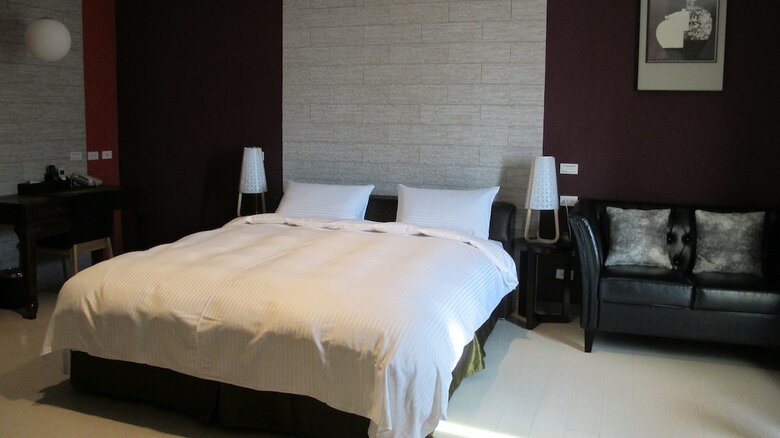 823-tourist Hotel