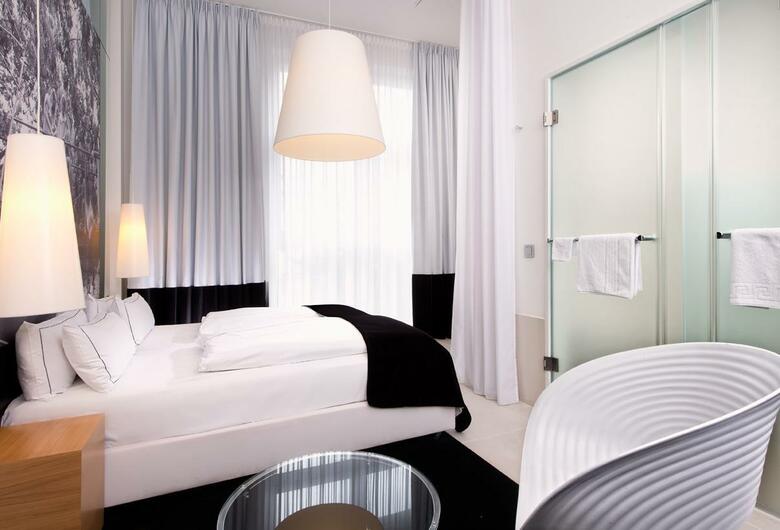 Sir Savigny Hotel Berlin