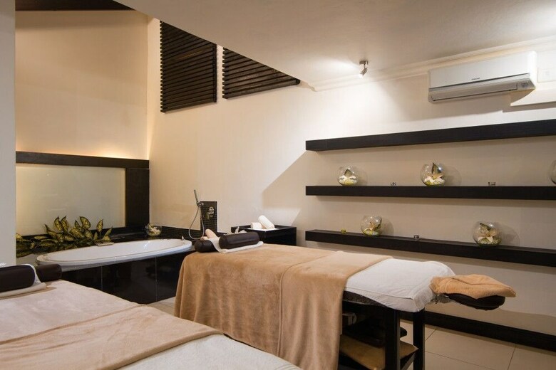 San Lameer Villa Rentals 11703