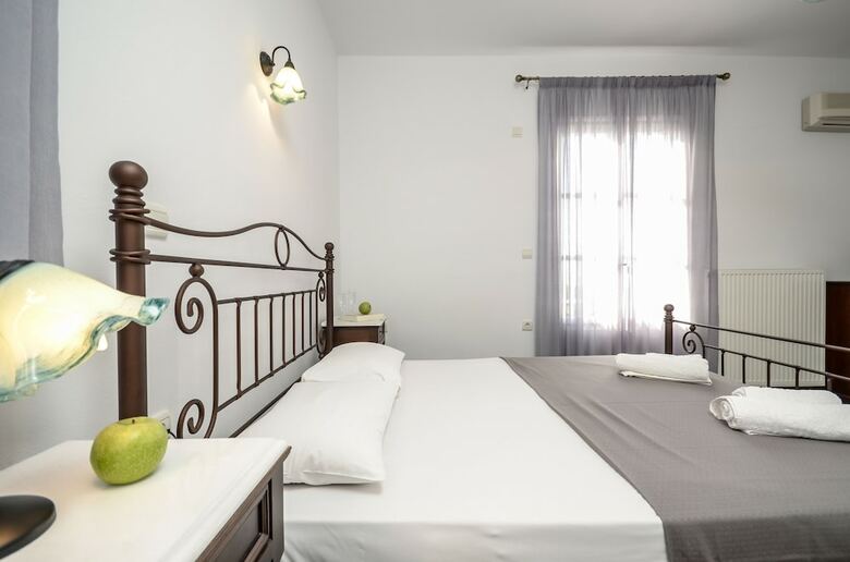 Aparthotel Depis Beachfront Villas