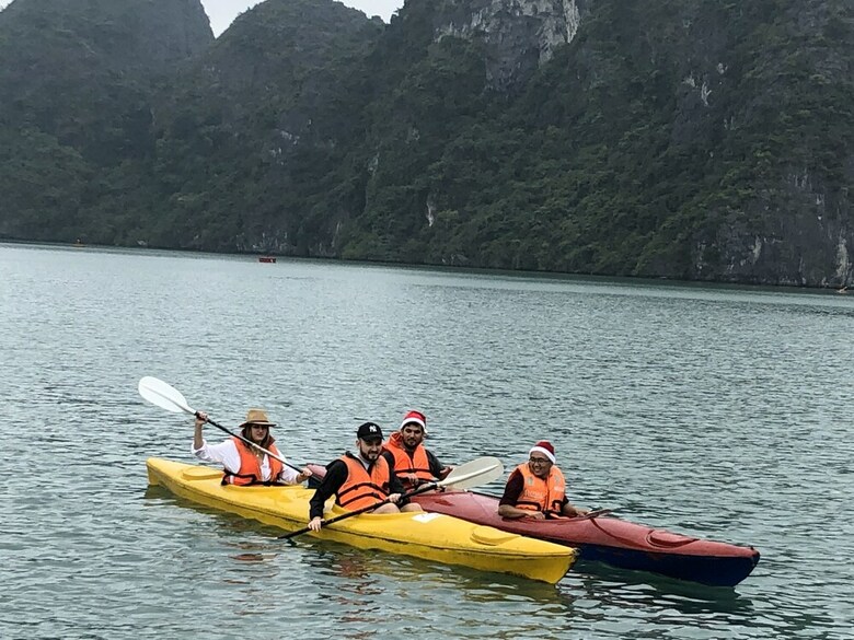 Cozy Bay Classic Cruise