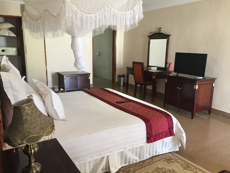 Hotel Golden Pillow Choma