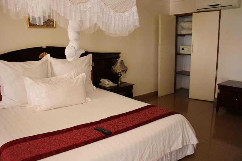 Hotel Golden Pillow Choma