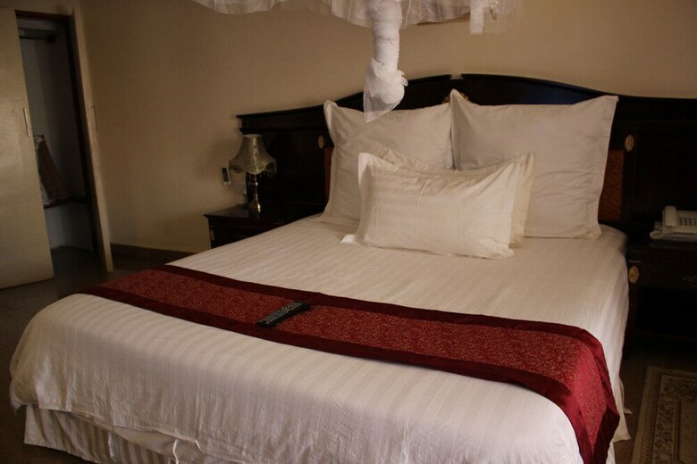 Hotel Golden Pillow Choma
