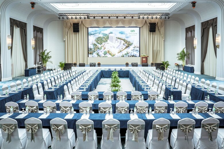Nam Cuong Nam Dinh Hotel