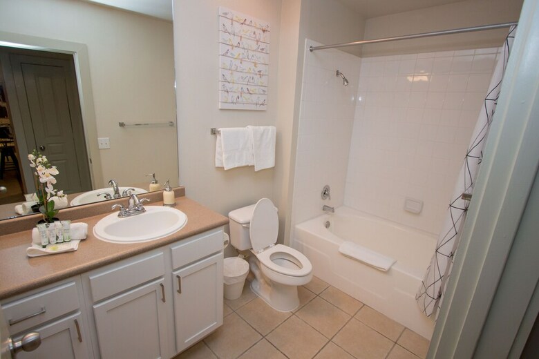 Apartamentos Nuovo - Uptown Houston / Galleria