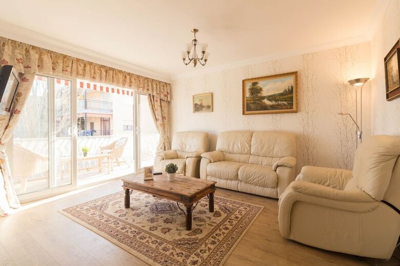 Apartamento Leman Ref. 1090