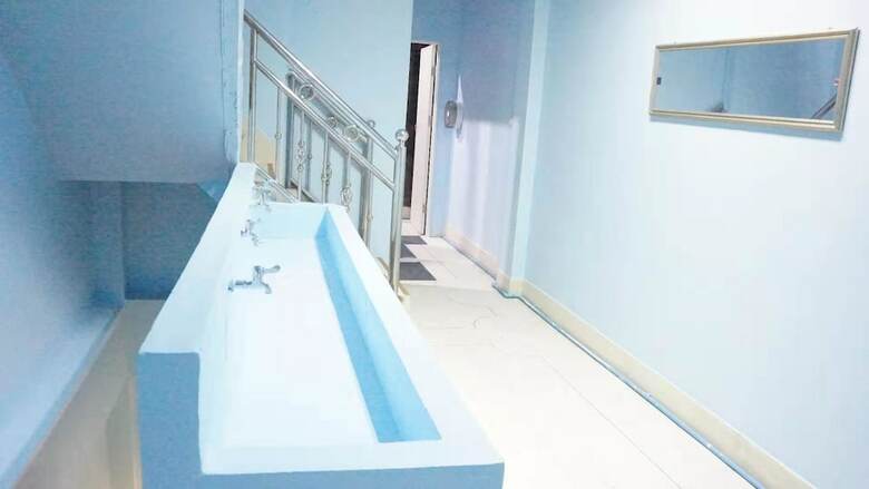 Hostal Blue House Hua Lamphong - Hostel