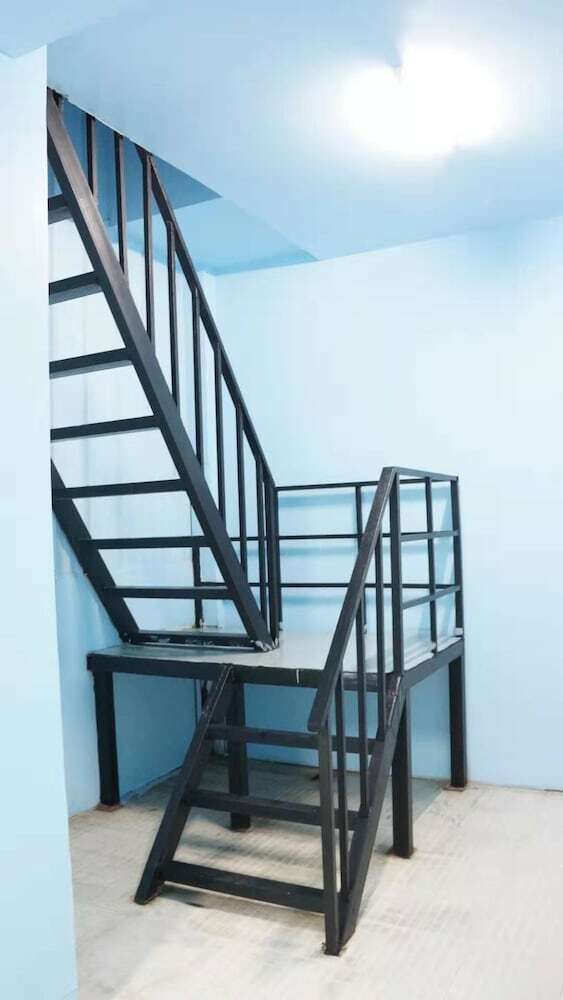Hostal Blue House Hua Lamphong - Hostel